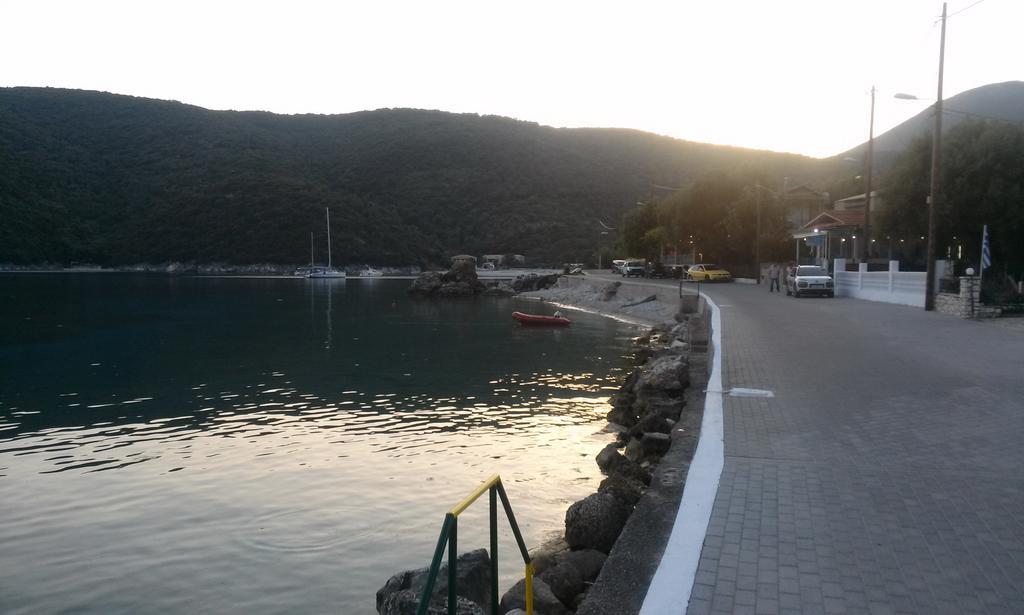 Porto Poros Apartment Микрос Гиалос Екстериор снимка