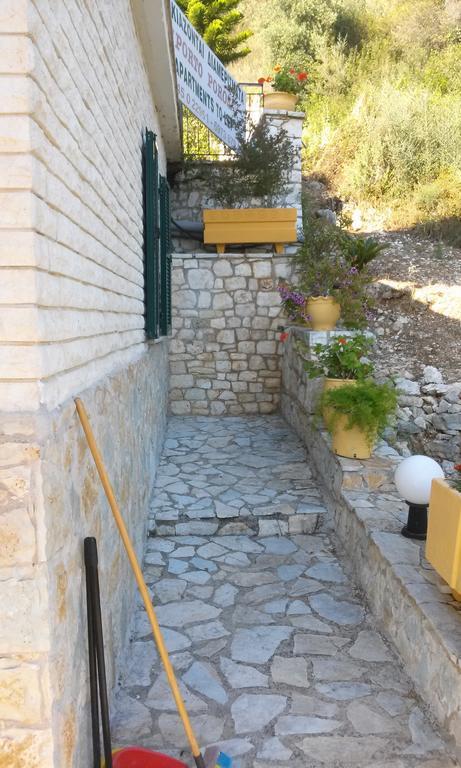 Porto Poros Apartment Микрос Гиалос Екстериор снимка