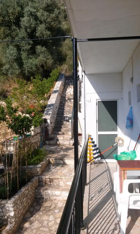 Porto Poros Apartment Микрос Гиалос Екстериор снимка